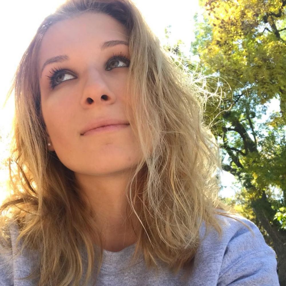 Meet your Posher, Emily